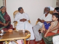 CM-with-Devanuru-Mahadeva-family